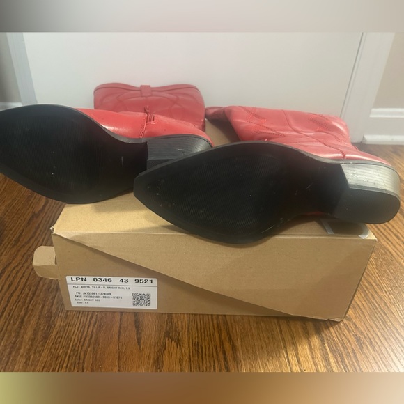 Red Flat western boots size 7.5 wide calf - Picture 3 of 7